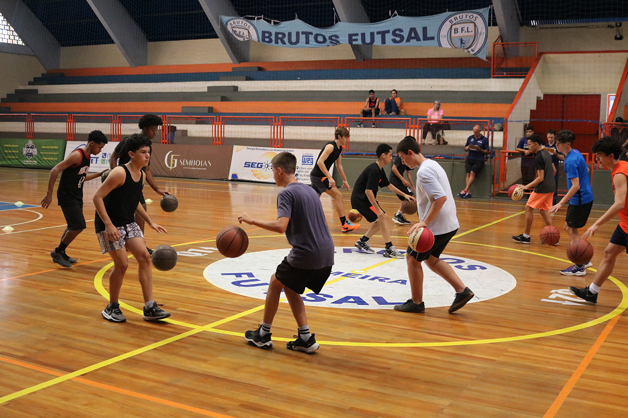 Dinamismo e rapidez: conheça as regras do basquete 3x3, modalidade