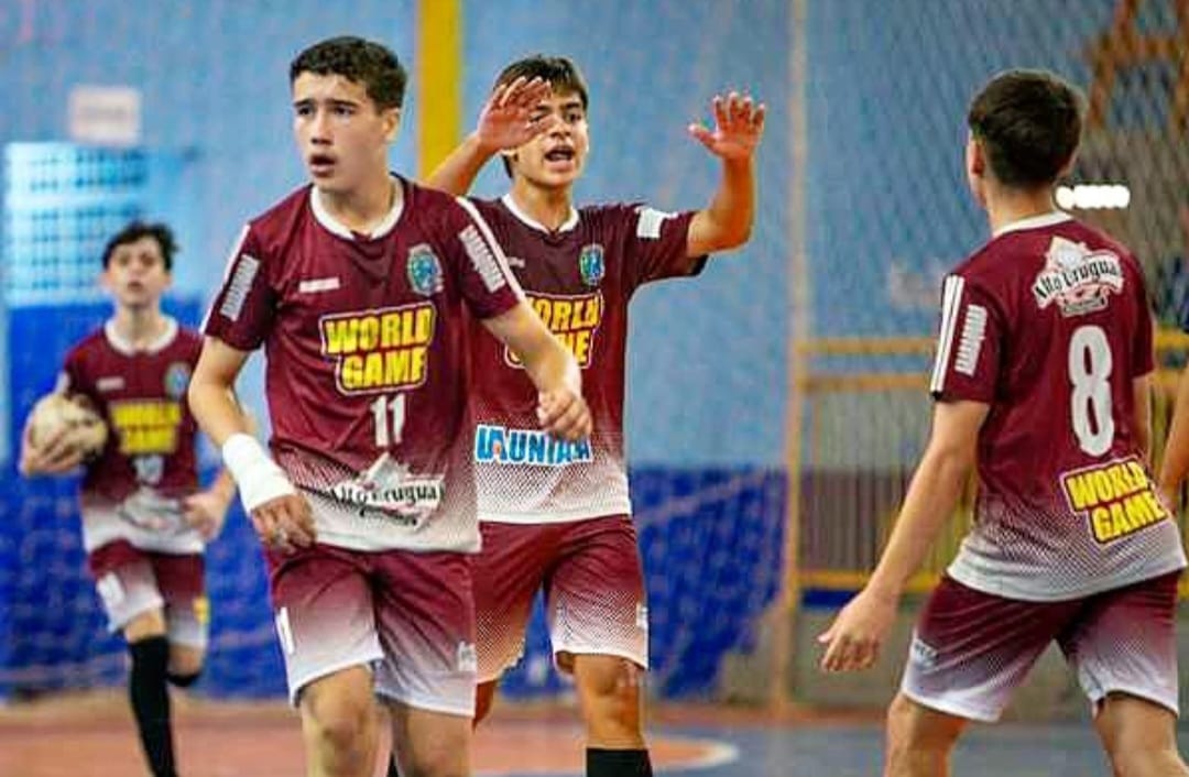 Futsal sub-14 ganha de virada e avança na Liga Sul Minas