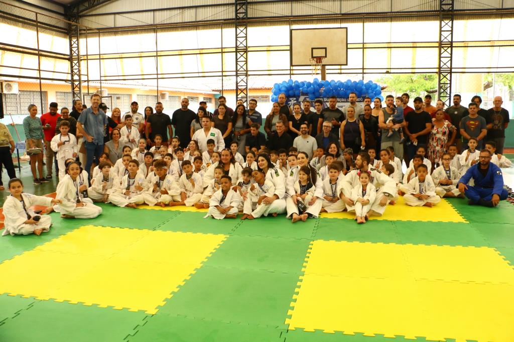 Festival Super Ação promove integração e valores por meio do judô em escola municipal
