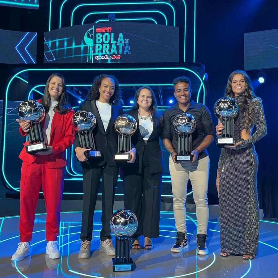 Jogadoras do Corinthians durante cerimônia de Premiação do Campeonato  Paulista Feminino