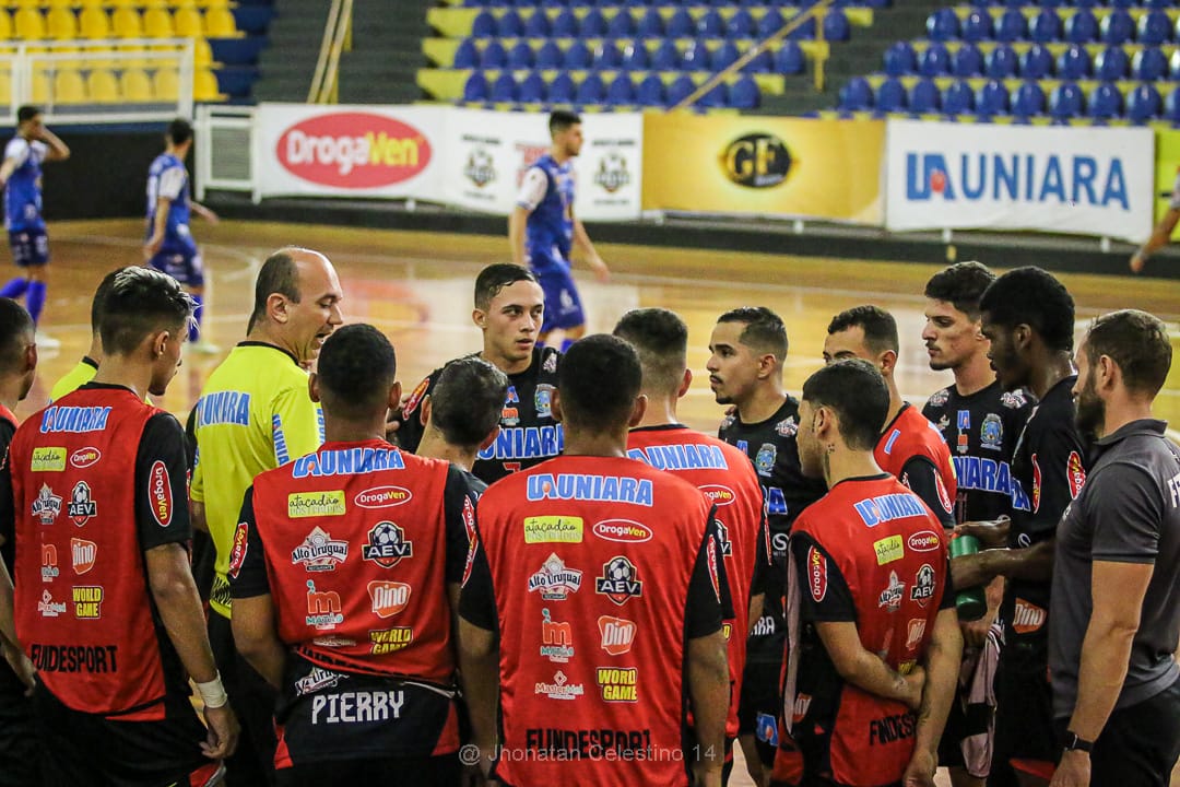 Futsal masculino decide vaga na Liga da Copa da LPF