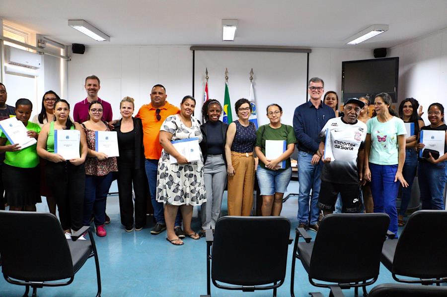 Programa Minha Morada avança em Araraquara com a entrega dos primeiros termos de permissão de uso
