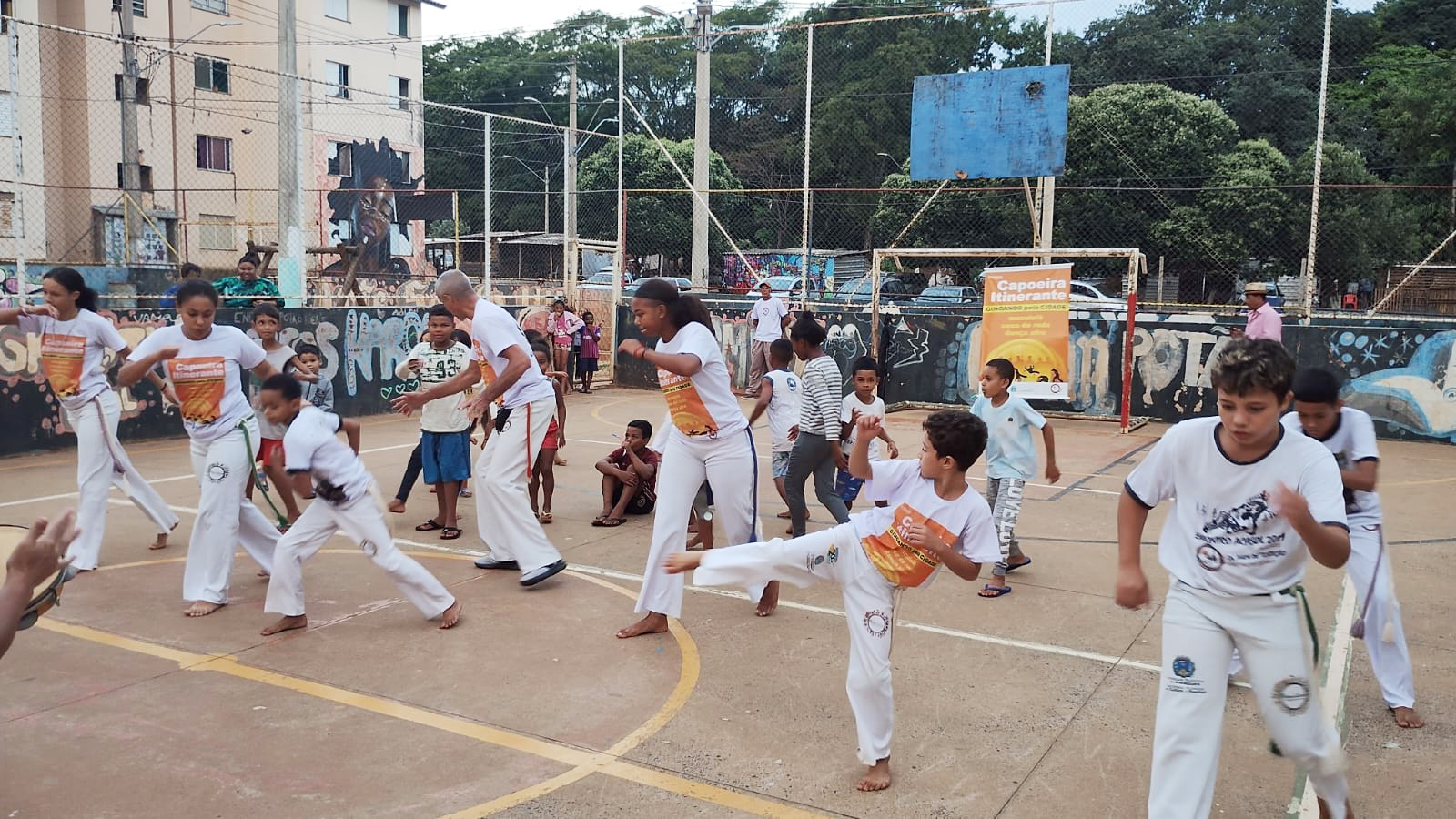 "Capoeira Itinerante" leva inclusão a bairros de Araraquara