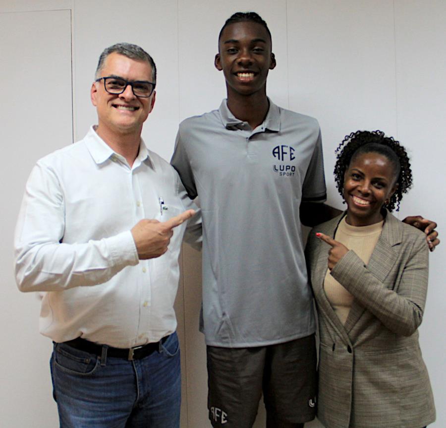 Araraquara celebra convocação de Miguel Roberto para a seleção brasileira sub-15
