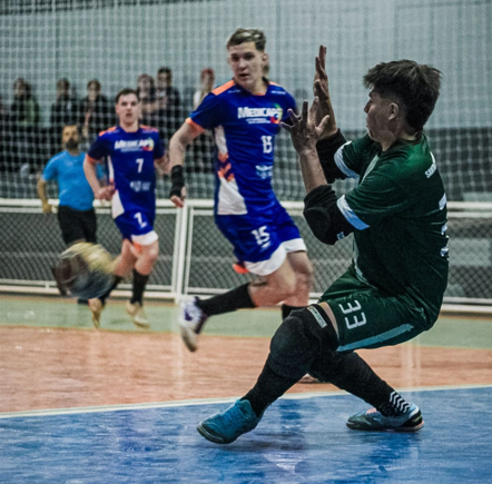Araraquara Conquista Vitória Importante na Liga Ferreirense de Futsal e assume vice-liderança