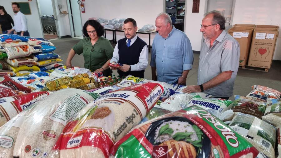 Fundo Social recebe cinco toneladas de alimentos doadas pelo Clube Náutico