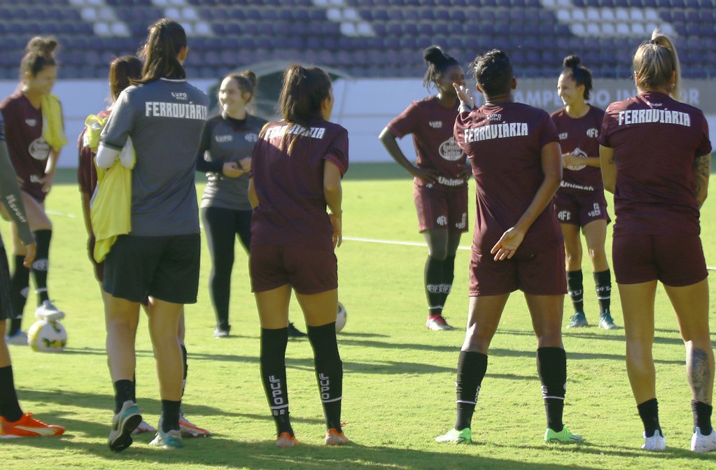 Com foco no Paulista Feminino, São Paulo enfrenta a Ferroviária em  Araraquara - SPFC