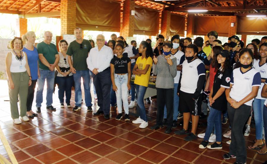 Vice-prefeito participa de Trilha Ecológica da Semana Municipal da Água