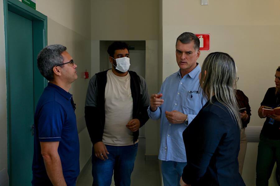 Prefeito Dr. Lapena visita Unidades de Pronto Atendimentos da cidade