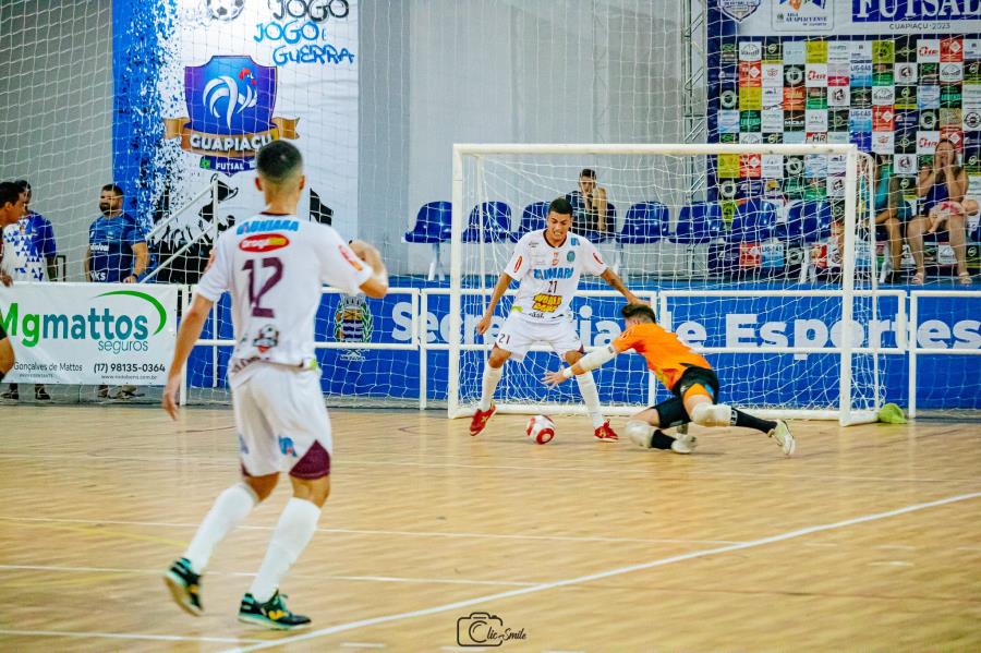 Futsal masculino ganha fora pela Copa da Liga Paulista