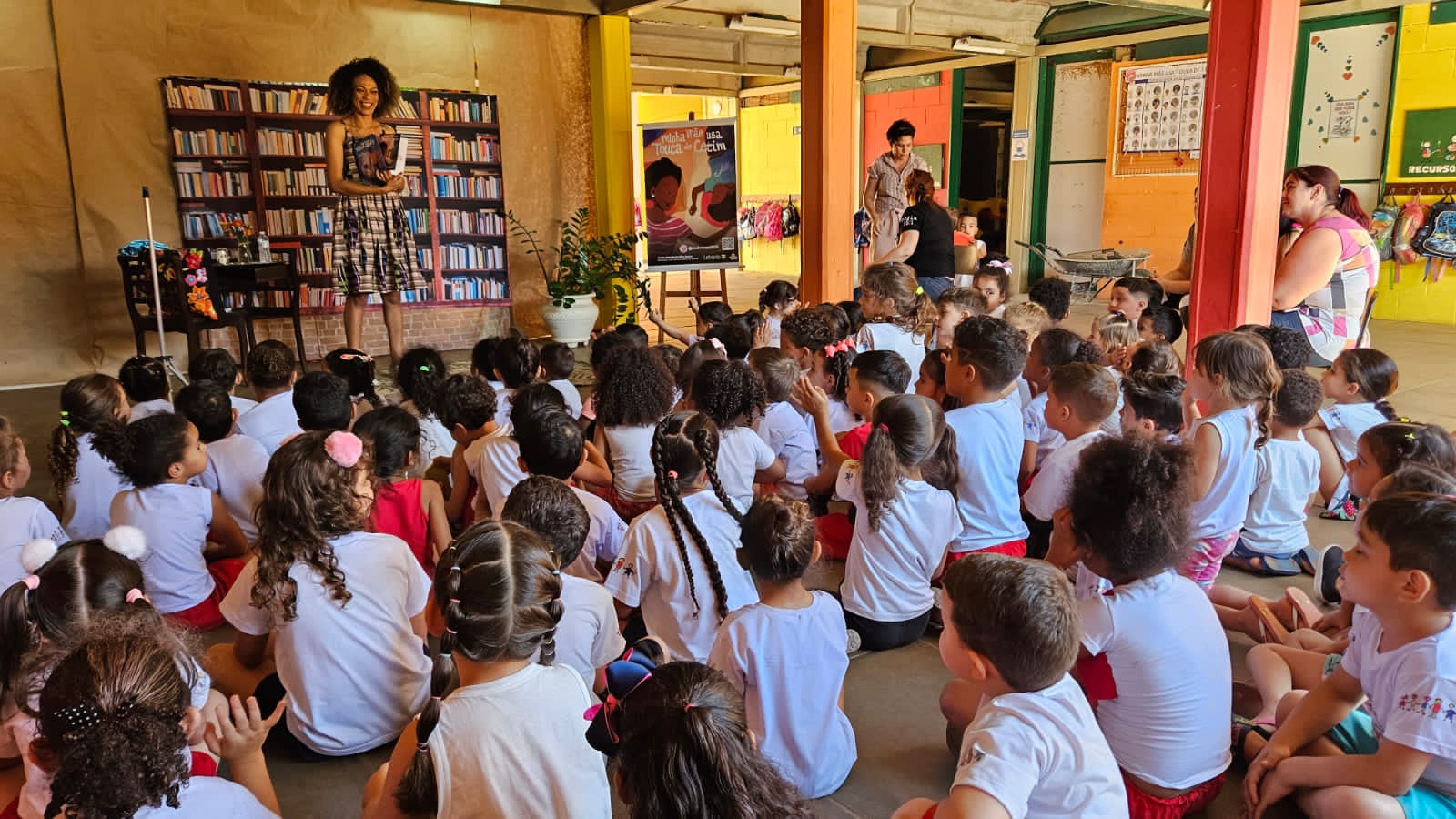 Projeto "+Leitura, +Leitor" promove interação com escritores araraquarenses