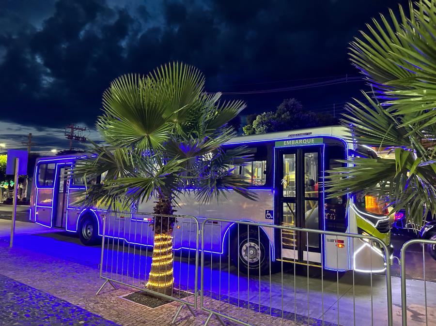 Transporte público gratuito de Jales entra no clima de Natal