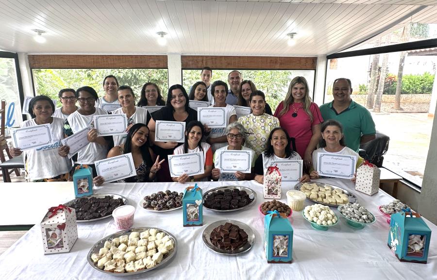 Fundo Social de Solidariedade e Etec certificam alunos do curso de Chocolateria