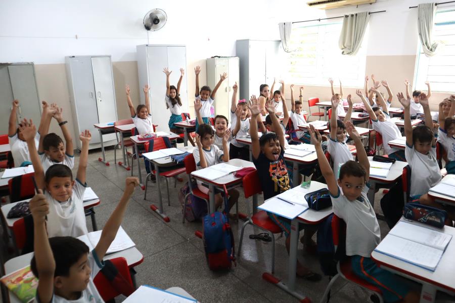 Prefeitura de Jales abre Concurso Público para preencher vagas na área da Educação