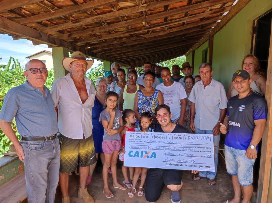 PREFEITURA MUNICIPAL DE IGUATAMA REALIZA DOAÇÃO DE R$ 30 MIL REAIS PARA A COMUNIDADE RURAL BOA VISTA