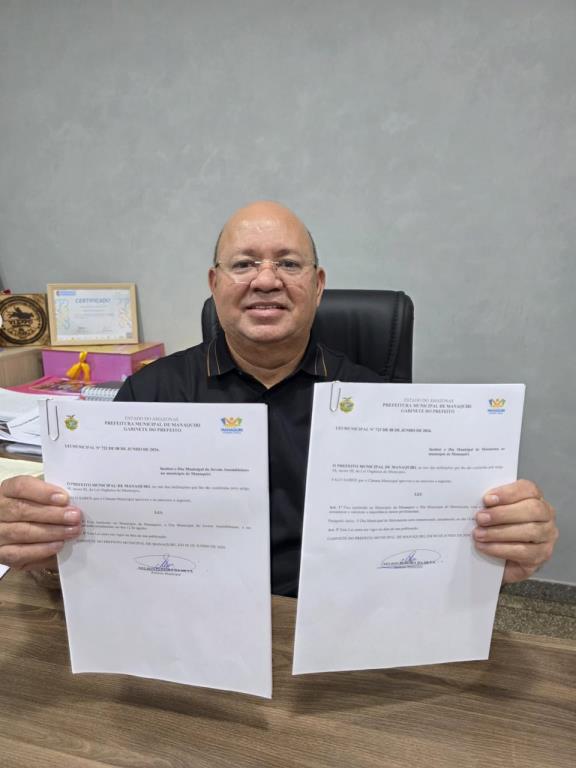 Prefeito Nelson Nilo sanciona leis que criam datas comemorativas em Manaquiri.