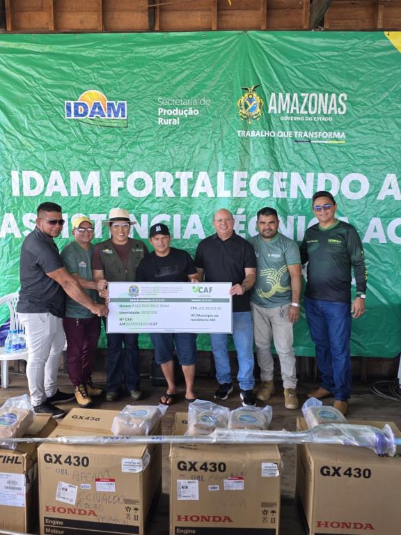 Manaquiri recebe  equipamentos e créditos para fortalecer o setor primário.