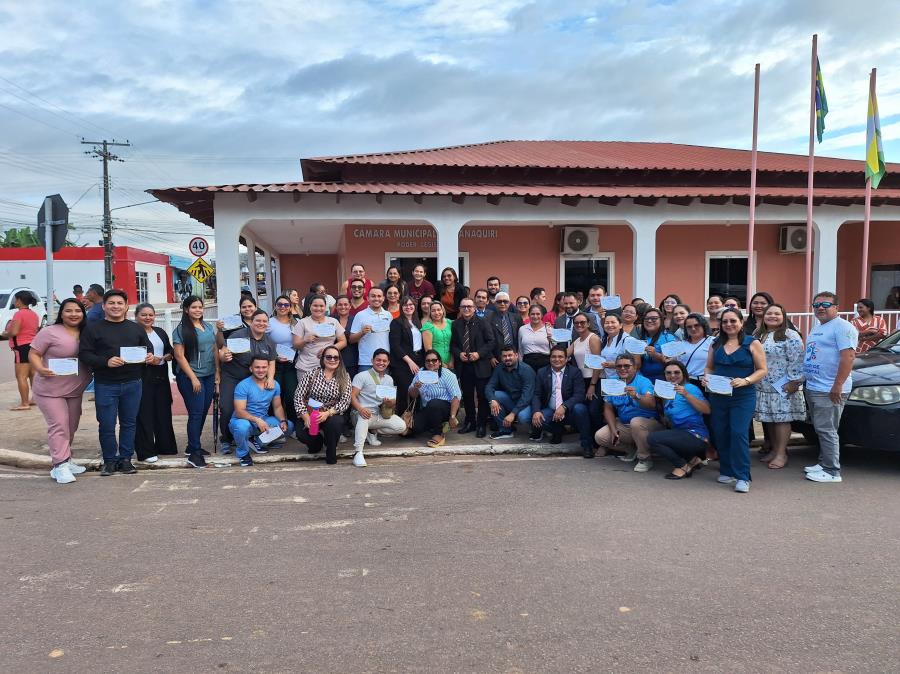 Câmara Municipal de Manaquiri homenageia Enfermeiros e Técnicos de Enfermagem e entrega Título de Cidadão Manaquiriense