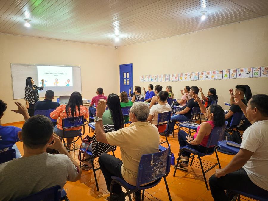 Professores participam da Conclusão dos Cursos de Educação Especial do Projeto Arumã”
