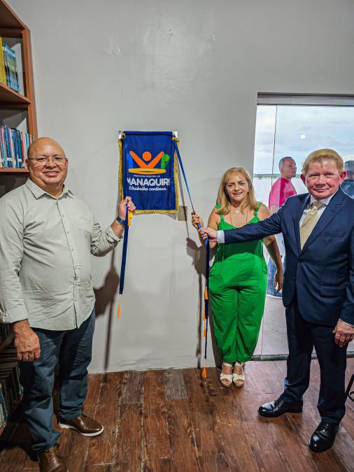 Entrega do espaço renovado à população com a revitalização da Biblioteca Pública Municipal, promovendo mais acesso à leitura, cultura e educação.