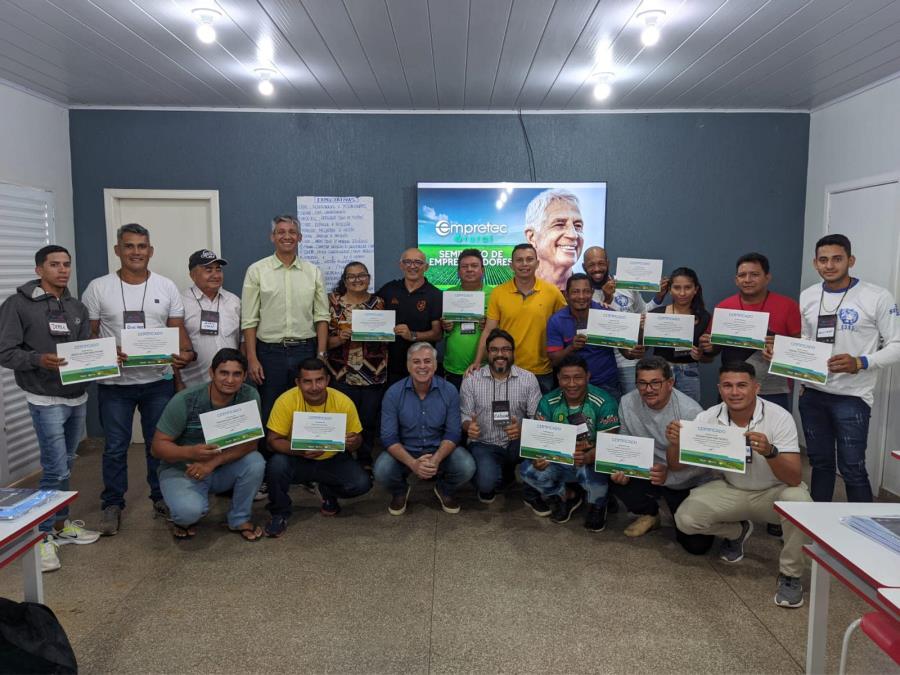 Prefeito Jair Souto prestigia encerramento da 1ª turma do Empretec rural, seminário promovido pelo Sebrae