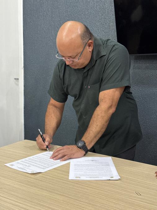 Prefeito Nelson Nilo decreta estado de emergência devido às enchentes