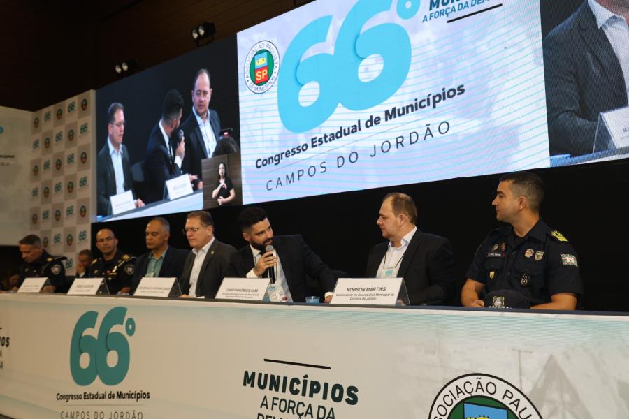Integração da segurança pública nos municípios foi tema da segunda plenária de quinta-feira no 66º CEM