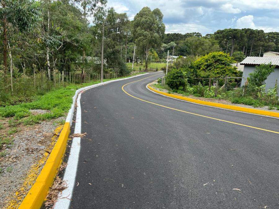 Administração Municipal conclui pavimentações nos bairros Carniel e Mato Queimado