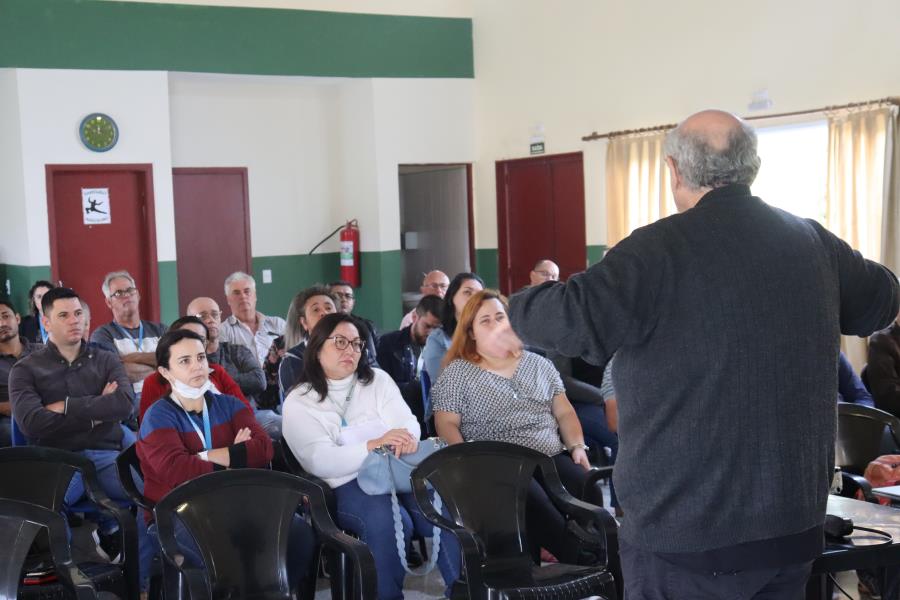 Servidores iniciam oficina a respeito da Lei de Uso e Ocupação do Solo