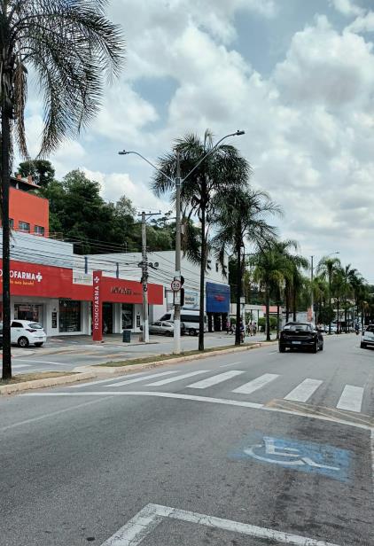 Começa a troca de luminárias de LED na Avenida Adherbal da Costa Moreira