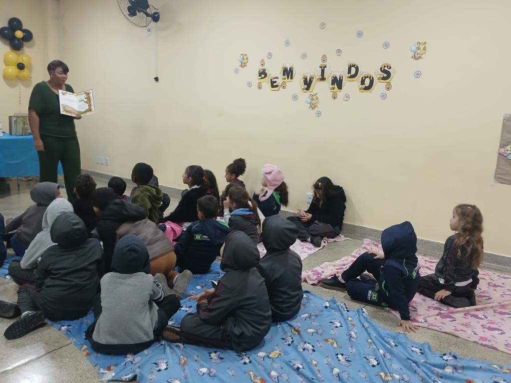 “Hora do Conto” leva leitura, dança e diversão para escolas de Campo Limpo Paulista