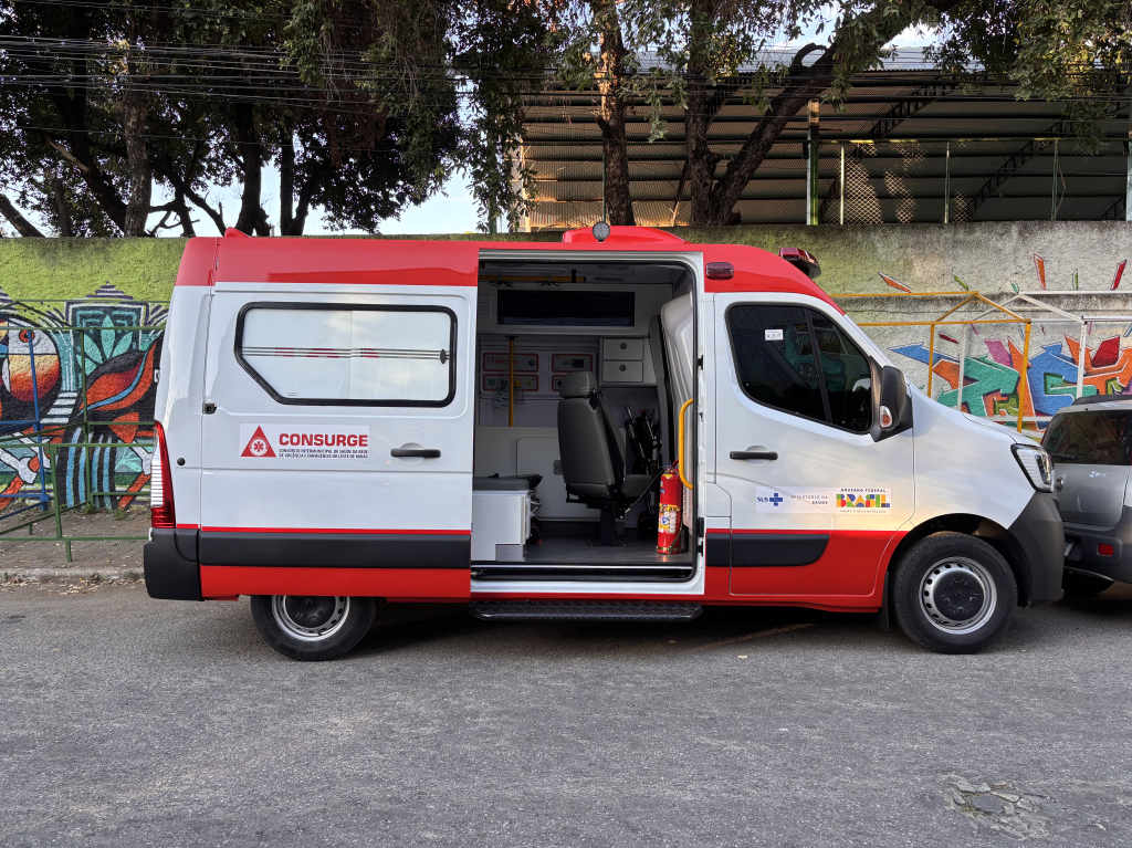 CONSURGE recebe novas ambulâncias para renovação de frota