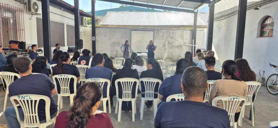 Palestra sobre comunicação não violenta é realizada para os colaboradores do Consurge/Samu.