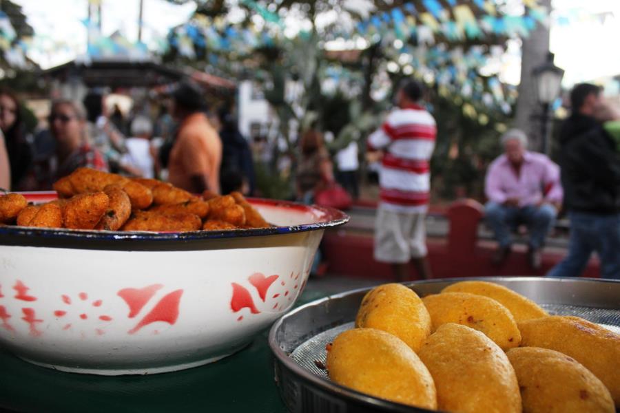 Bolinho Caipira