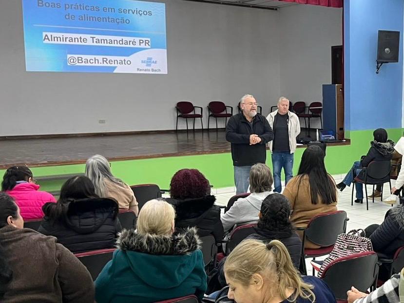 Boas práticas e manipulação de alimentos, mais uma capacitação de sucesso promovida pela Sala do Empreendedor de Almirante Tamandaré!