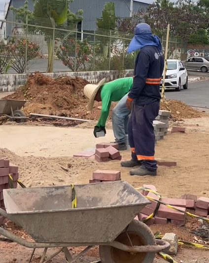 PREFEITURA ESTÁ INSTALANDO FAIXA ELEVADA NA RUA MONTES CLAROS teste