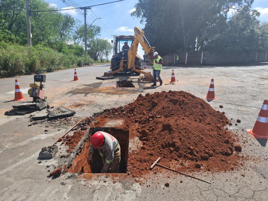 Trocas de redes de água nos Industriais Recanto e Eneides avançam alcançam 20% em Nova Odessa