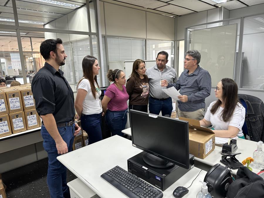 Servidores de Nova Odessa conhecem sistema de gestão digital de Americana