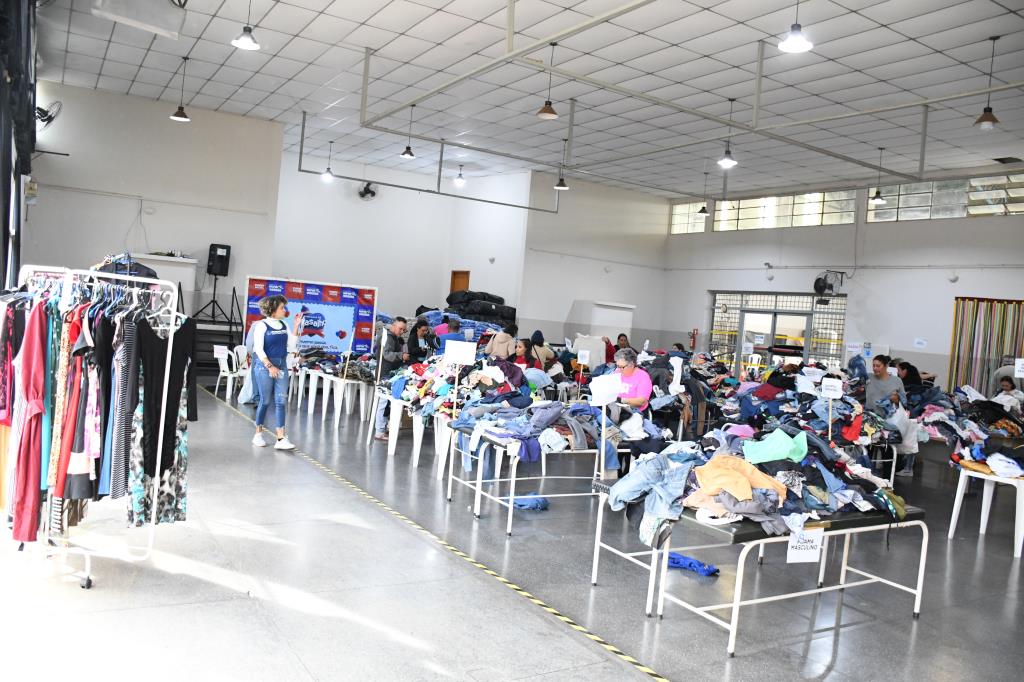 Fundo Social de Nova Odessa entrega itens arrecadados na Campanha do Agasalho