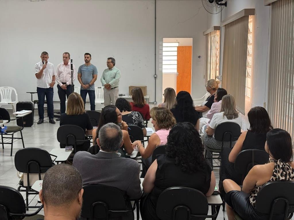 Novo secretário de Educação de Nova Odessa se apresenta a gestores escolares e anuncia gestão participativa