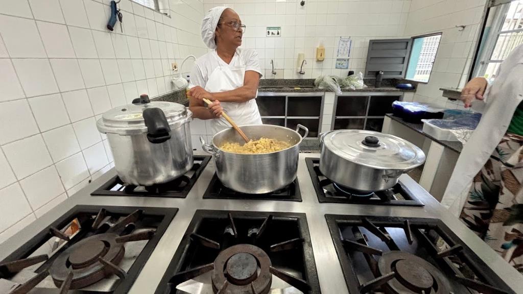 Prefeitura de Nova Odessa mobiliza escolas, famílias e merendeiras em ação de educação alimentar