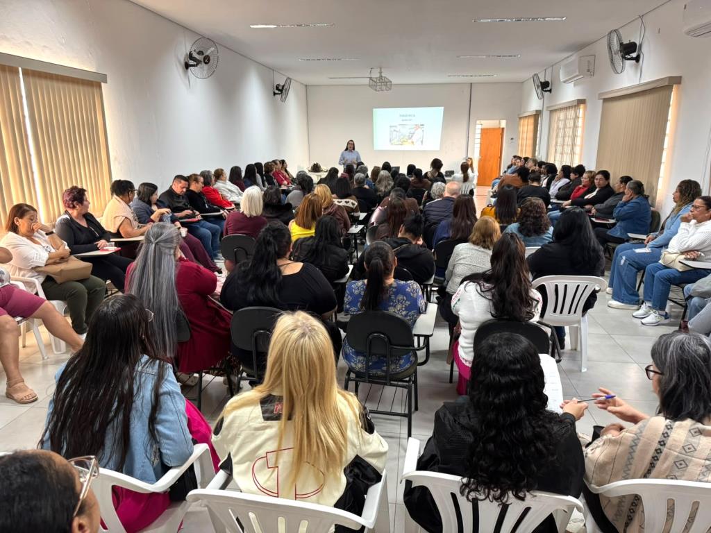 120 merendeiras da Rede Municipal participam de treinamento em Nova Odessa