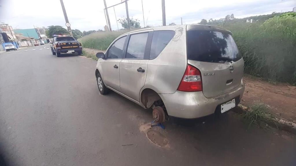 Prefeitura de Nova Odessa intensifica fiscalização de veículos abandonados nas vias públicas