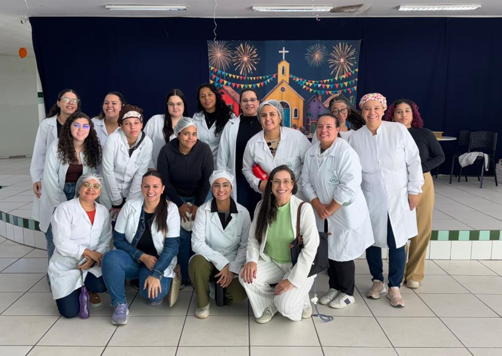 Alunos da ETEC de Hortolândia realizam imersão no Programa Nacional de Alimentação Escolar em Nova Odessa