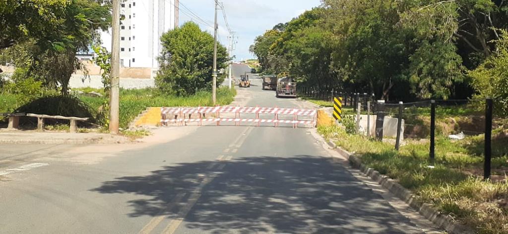 Nova Odessa realiza recomposição asfáltica em trecho da Avenida São Gonçalo no bairro Campos Verdes