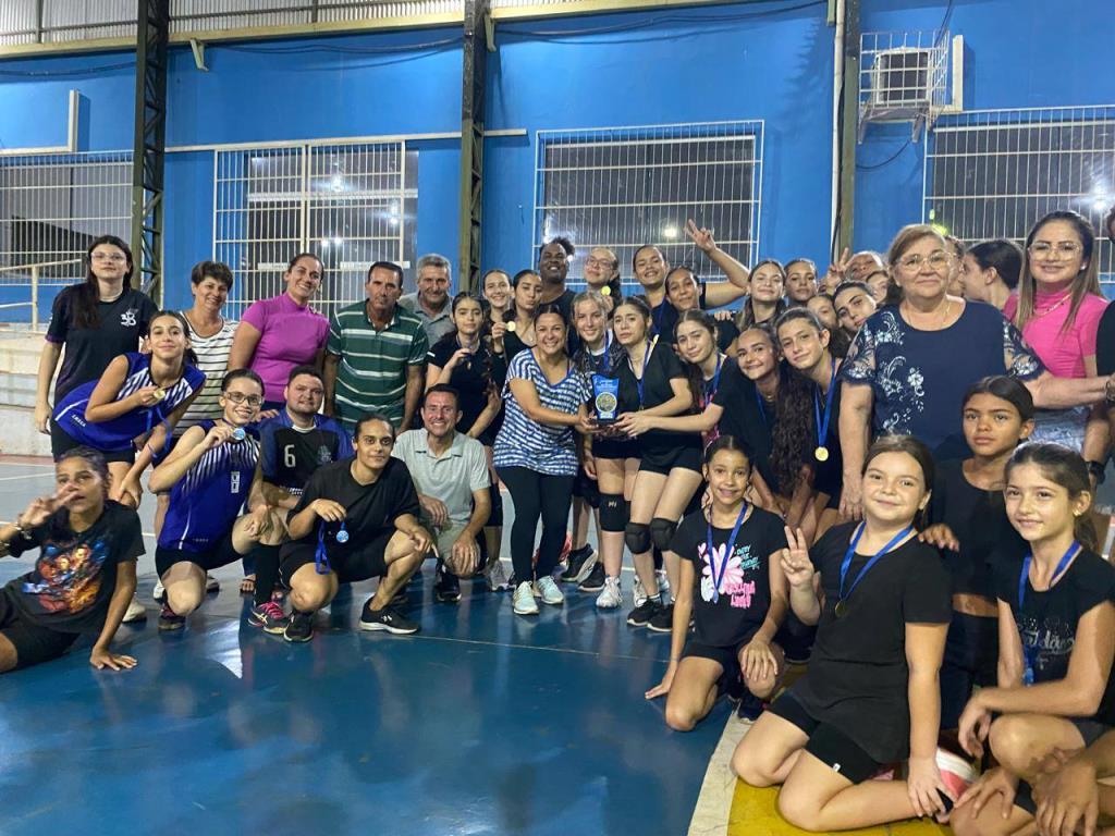 Esporte movimenta mais uma noite das comemorações de aniversário de Santa Salete