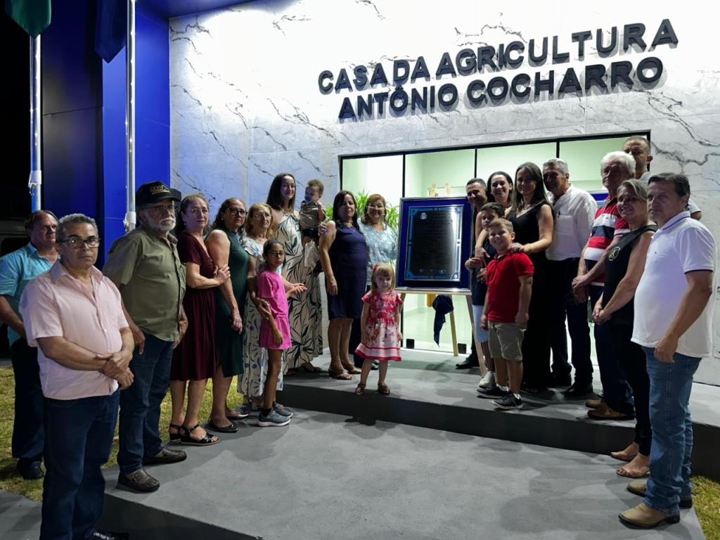 Noite de sexta-feira é marcada por avanços, desenvolvimento e celebração em Santa Salete  FOTOS PARTE II
