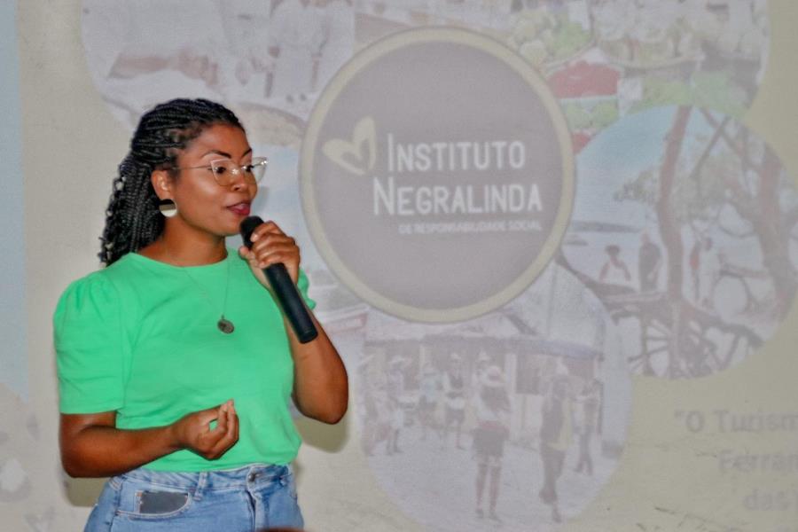 Instituto Negralinda realiza ação com artesãs e pescadoras artesanais de São José