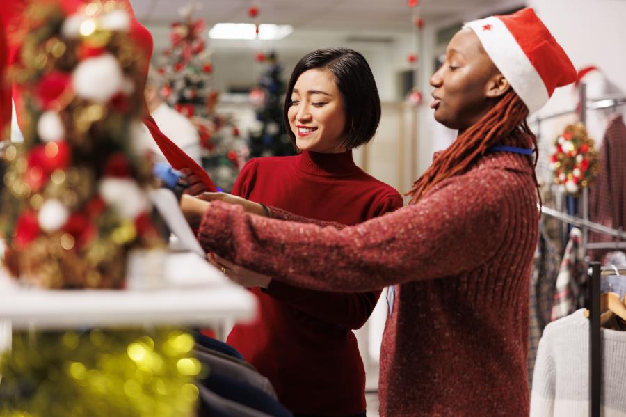 Comércios de Atibaia iniciam horário de funcionamento especial para as festividades nesta sexta-feira (6)