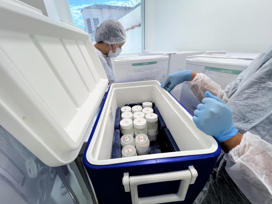 Primeira entrega de leite materno do Banco de Leite de Atibaia ao HUSF marca avanço na atenção neonatal